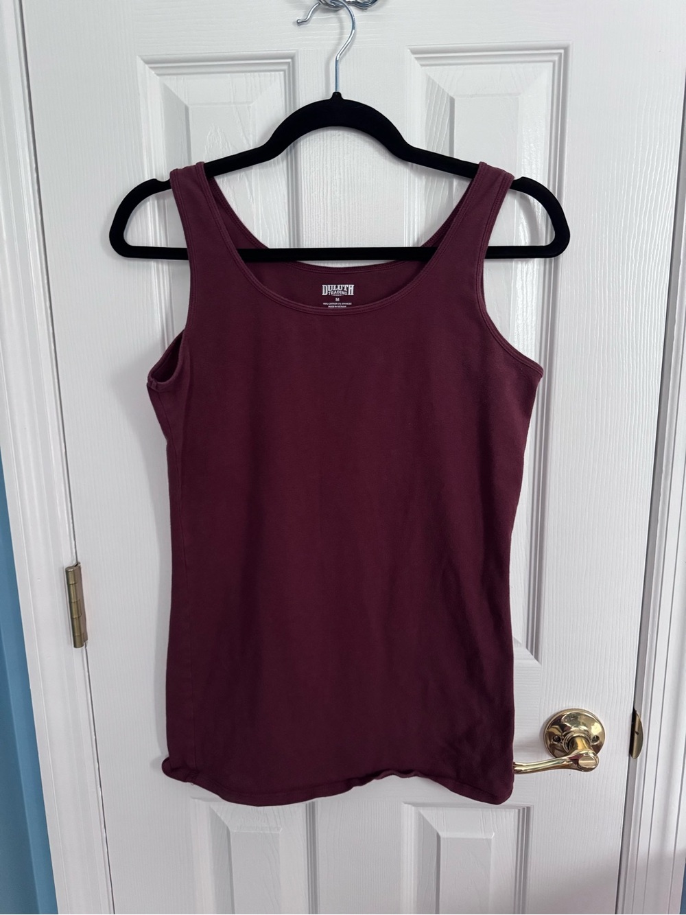 Duluth Trading Co Women’s Maroon Scoop Neck Tank